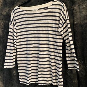 - Splendid blue and white striped T shirt